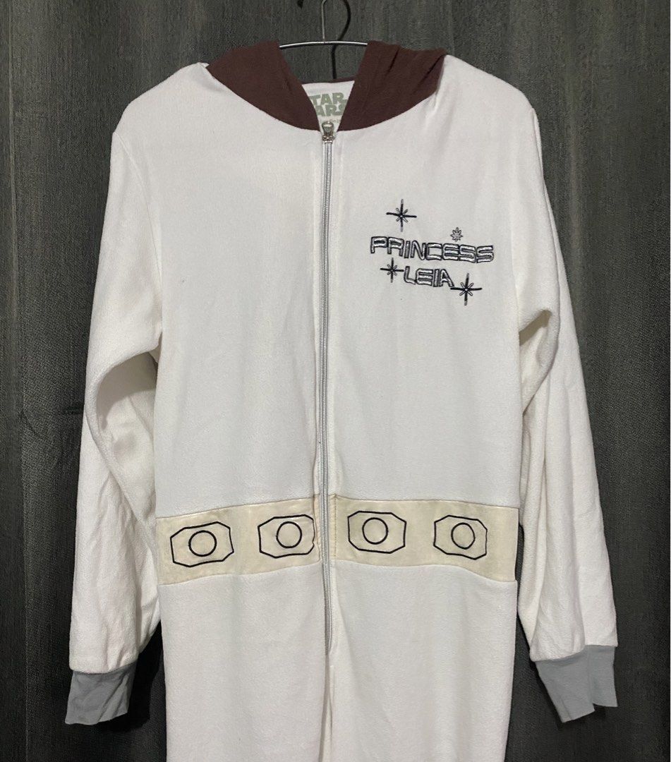 Star Wars Princess Leia Frogsuit (Category: Traditional & Ethnic wear) located in Mandaluyong City. Submitted by aiztyle (Listing ID 1470605127, Image 2). Description: Star Wars Adult Frogsuit/Onesies Princess Leia Costume Non footed Wear Hooded Small/Medium on tag Runs big Best fit Medium to Large Measurement: Bust up to 40” Waist up to 36” Length 55” Super SALE Php300.00 only.