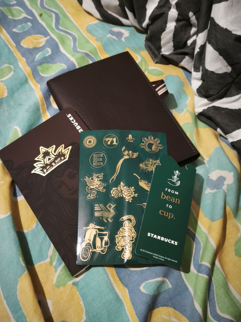 Starbucks 2020 Travel Organizer (SEALED) (Category: Travel Essentials & Accessories) located in Caloocan City. Submitted by sammy862 (Listing ID 1470582839, Image 3). Description: - Authentic Starbucks 2020 Travel Organizer Set - Ideal for travel planning, daily journaling, or as a gift for Starbucks collectors - Condition: Brand new in box (BNIB).
