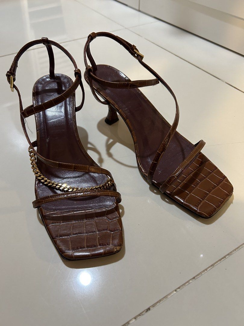 Staud Gita Sandals EU 39 (Category: Heels) located in Makati City. Submitted by miss.manolos.closet (Listing ID 1470565428, Image 2). Description: Runs big, fits my malapad na 25.5cm feet.
