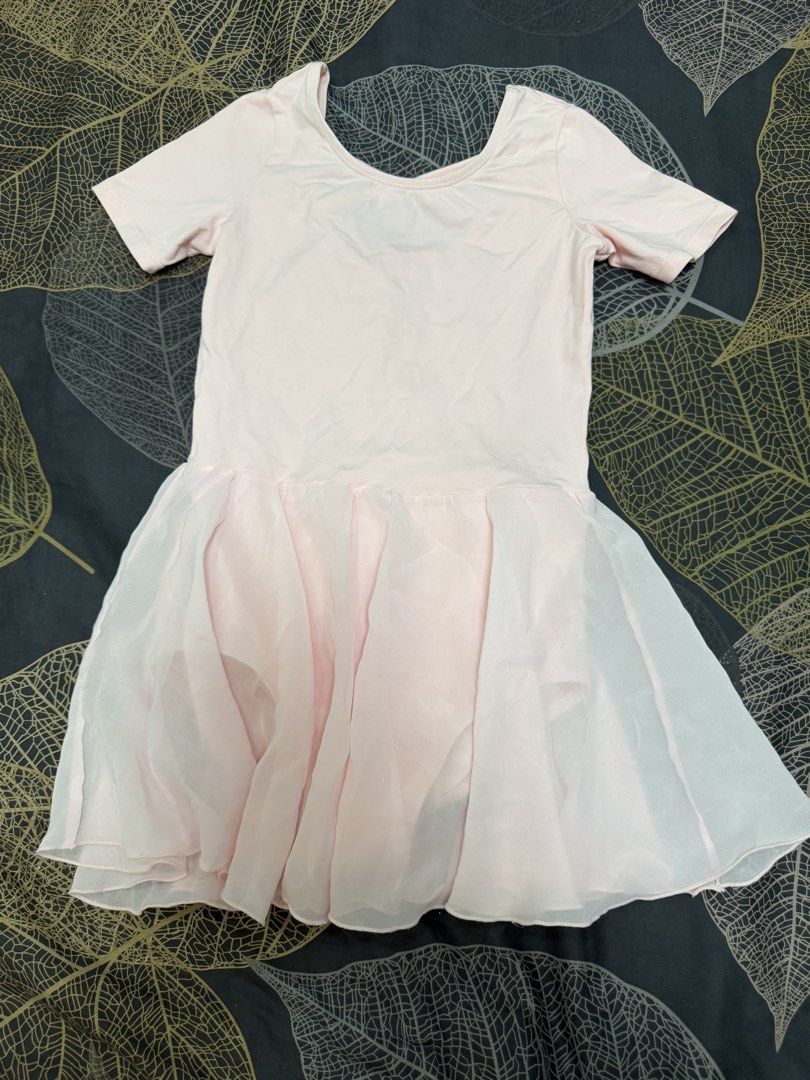Stelle Leotard Size 120 (Category: Babies & Kids Fashion) located in San Mateo. Submitted by eulahs_clothing_boutique (Listing ID 1470628183, Image 1). Description: 1 DAY RESERVATION ONLY! NO PAYMENT - NO SHIPPING LAST PRICE POSTED!! Courier: J&T, Lalamove/Grab Express Payment Method: Gcash or Maribank.