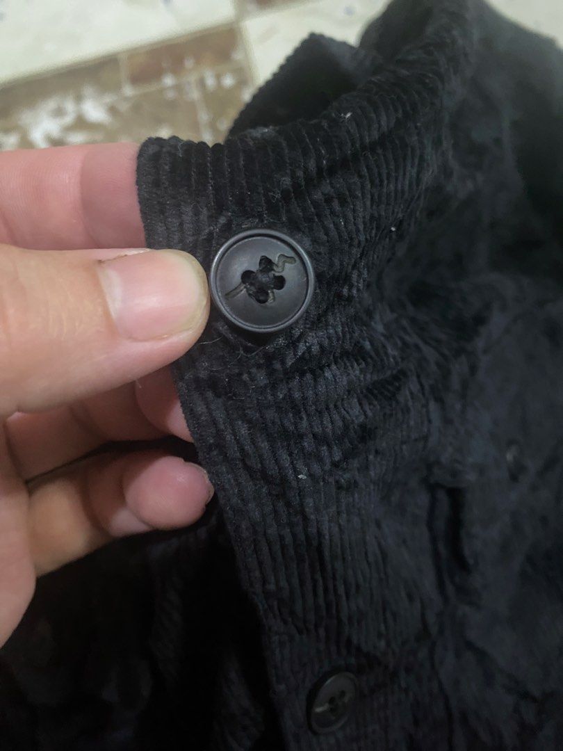 Stone island corduroy longsleeve (Category: Tshirts & Polo Shirts ) located in Tagoloan. Submitted by puretiger-389e (Listing ID 1470687232, Image 3). Description: Like new condition Size Large 22x30 dimensions Need wash .