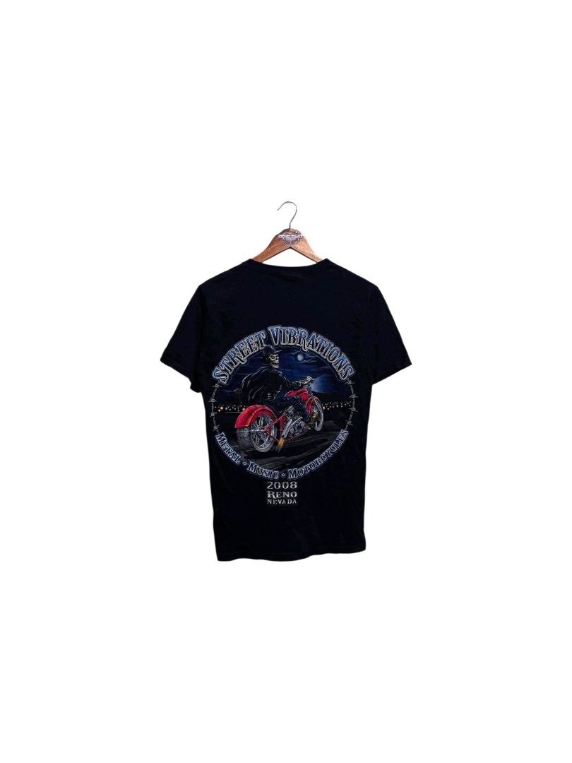 Street Vibration Shirt (Category: Tshirts & Polo Shirts ) located in Bauan. Submitted by onetwothrift2 (Listing ID 1470662874, Image 1). Description: Street Vibration Shirt Size: Small Dimes: L27 W17.5 Color rate: 10/10 Excellent condition No issue Mine: 400.
