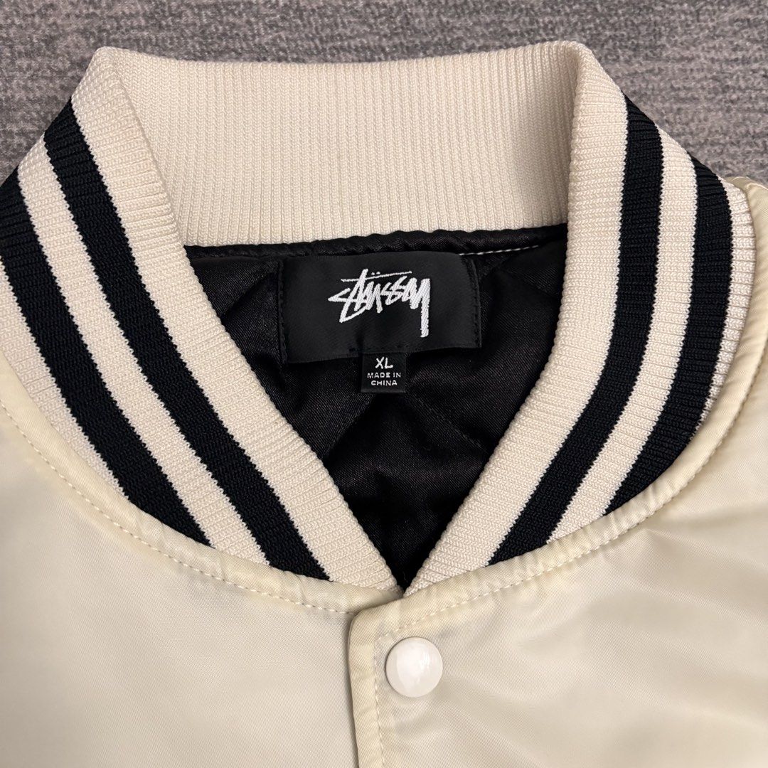 Stüssy Gothic S Bone Stadium Jacket (Category: Coats, Jackets and Outerwear) located in Batangas. Submitted by bermudaph.2 (Listing ID 1470685416, Image 3). Description: .