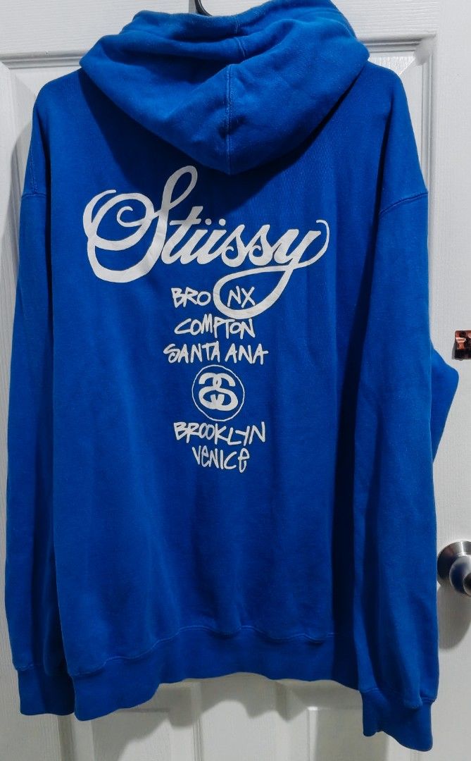 STUSSY HOODIE (Category: Coats, Jackets and Outerwear) located in Manila. Submitted by ghetto.thriftshop21 (Listing ID 1470728418, Image 2). Description: STUSSY HOODIE SIZE XL BIÑAN LAGUNA LOCATION CAN SHIP.