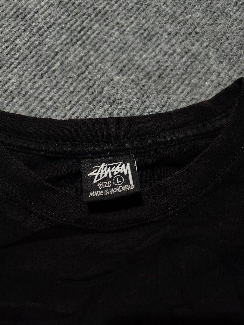 Stussy mullet type t-shirt🔥 (Category: Tshirts & Polo Shirts ) located in Ferrol. Submitted by denverthethrifter (Listing ID 1470640050, Image 3). Description: stussy mullet type t-shirt🔥 excellent condition📌 wash only📌 hairline issue📌 size L-XL📌.