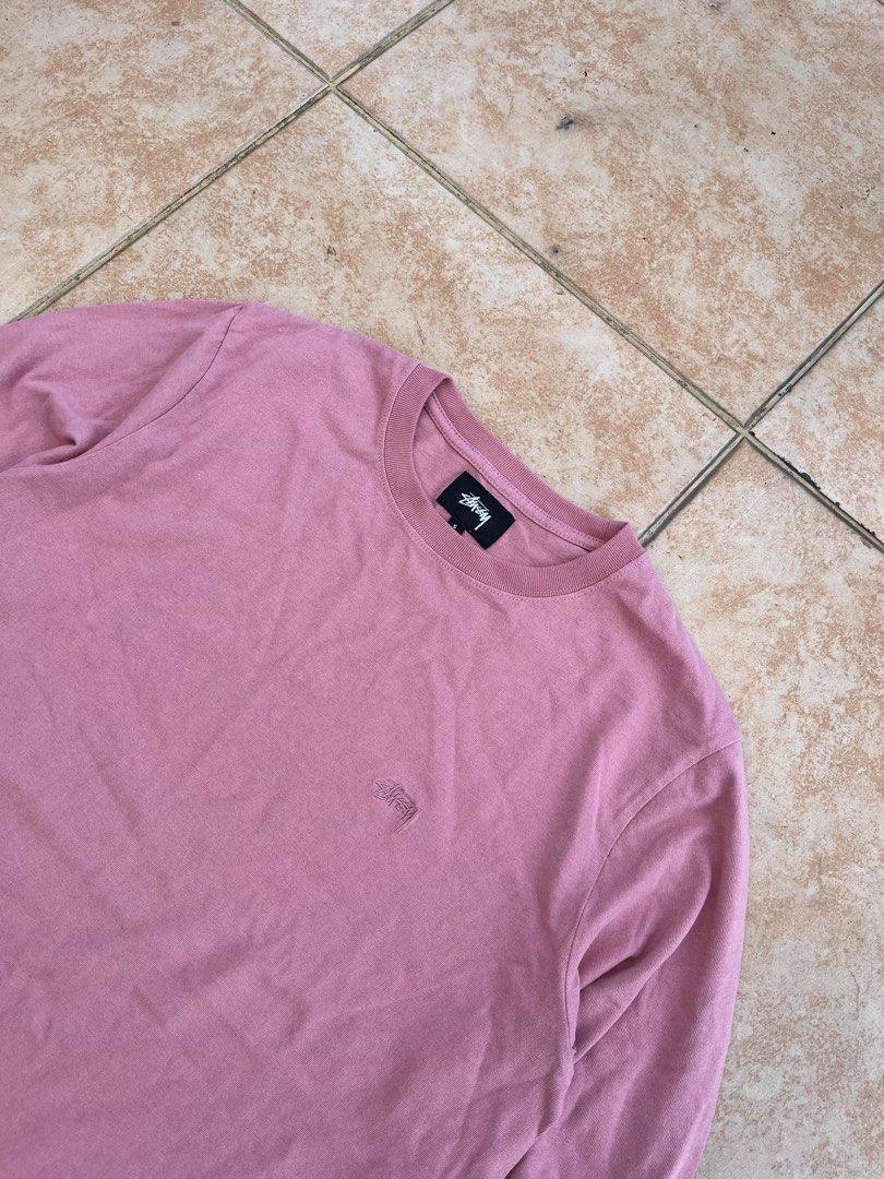 Stussy Stock Logo L/S (Category: Tshirts & Polo Shirts ) located in Quezon City. Submitted by metro_junkie.ph (Listing ID 1470662675, Image 3). Description: Stussy Stock Logo L/S Size Small on Tag, Fits Large (22 x 29) Excellent Can Pass as Likenew Condition All Detail Posted 680 + SF.