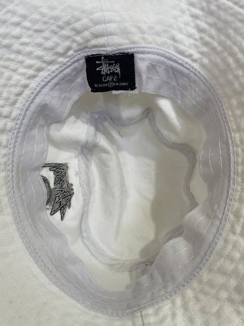 Stussy White Bucket Hat (Unisex) (Category: Caps & Hats) located in Las Pinas. Submitted by qcleopatrastrove (Listing ID 1470596281, Image 3). Description: *With stains due to usage *With worn photo if requested Please manage your expectations. Thank you.🤎.