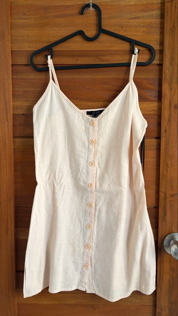 Summer Dress for Sale (Category: Dresses) located in Taguig. Submitted by ahnnee__ (Listing ID 1470595469, Image 1). Description: •Good as New •S-M 📍Taguig City 🚛 Sf - Buyer.