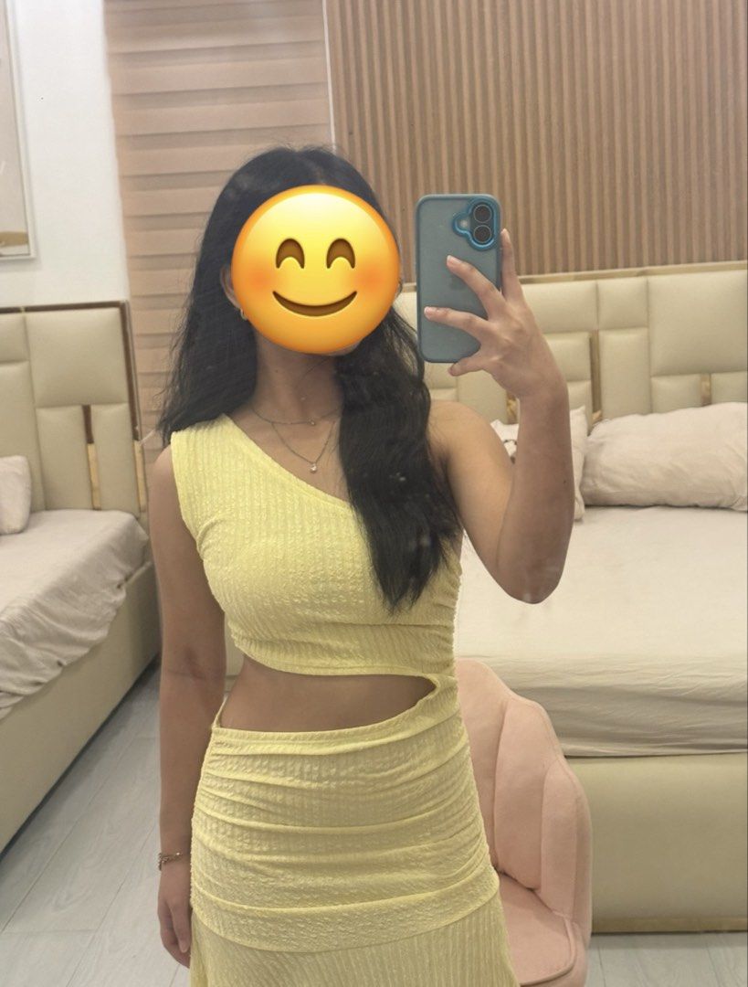 Summer Yellow Dress (Category: Dresses) located in Manila. Submitted by prelovedforsale. (Listing ID 1470651848, Image 1). Description: - used once lang for bday for reference: height: 4’11 .