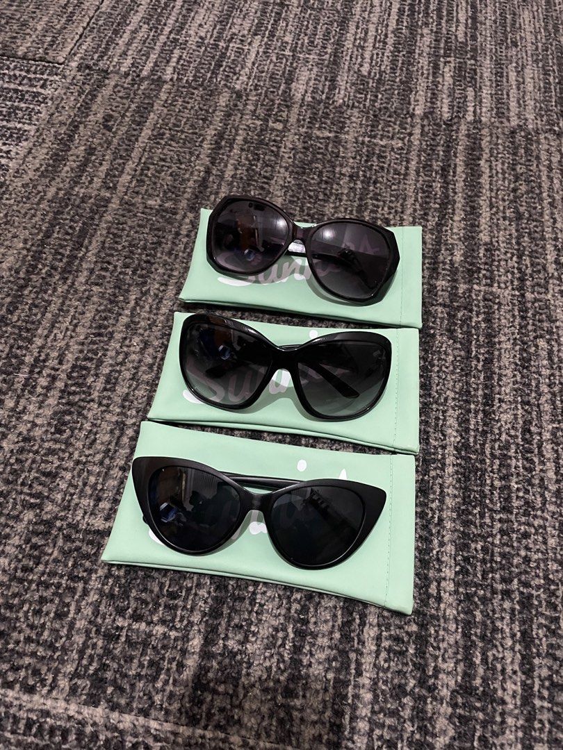 Sunnies Sungglasses 3pcs (Category: Sunglasses & Eyewear) located in Manila. Submitted by rdtp2 (Listing ID 1470590769, Image 1). Description: no issue lahat.