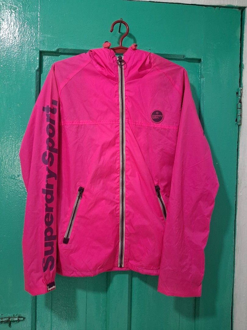 Superdry hoodie jacket (Category: Announcements) located in Manila. Submitted by carlitoboh66625 (Listing ID 1470574720, Image 1). Description: superdry excellent condition all details declare 20x26 price 699.