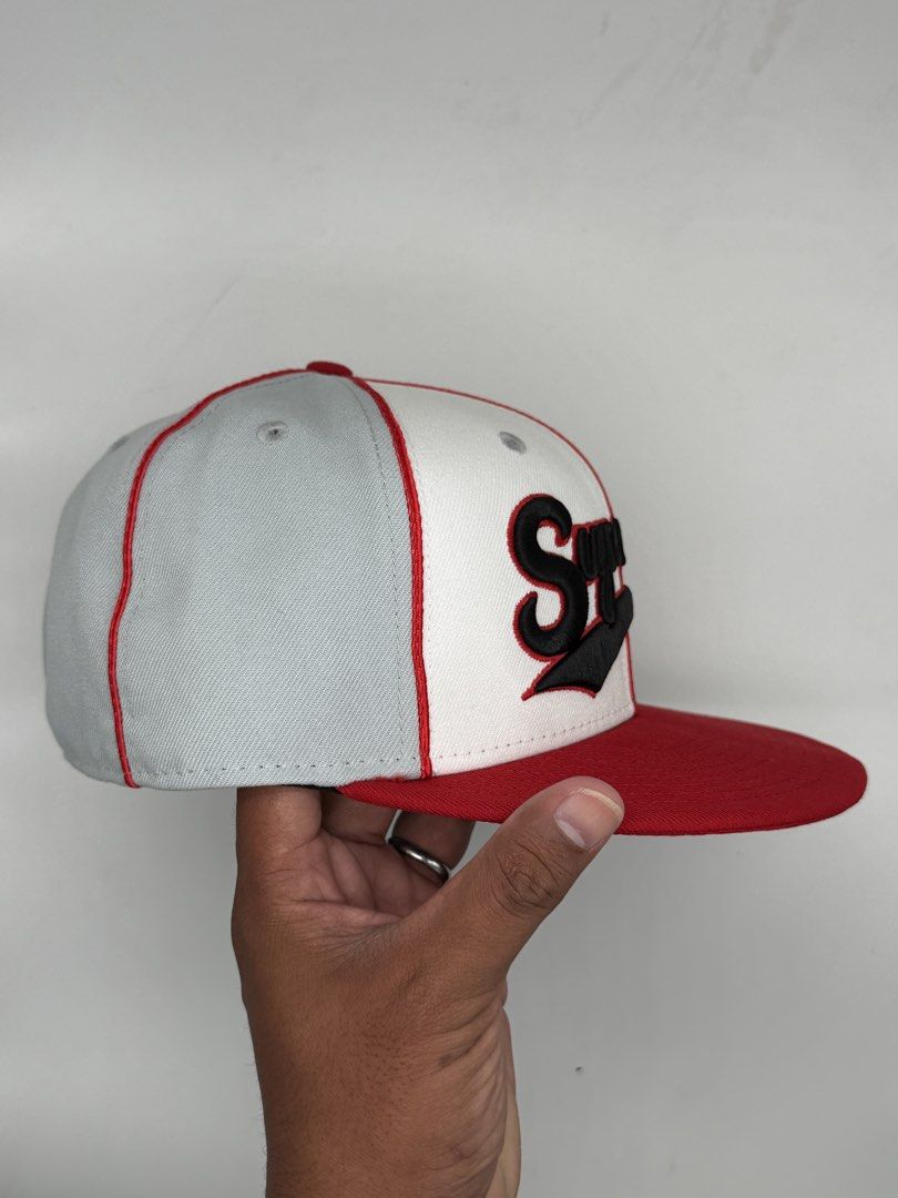 Supreme Piping Script Logo New Era (Category: Caps & Hats) located in Bayambang. Submitted by true.jaymer_archive (Listing ID 1470677758, Image 3). Description: Supreme Piping Script Logo New Era AUTHENTIC 💯 2x Used .