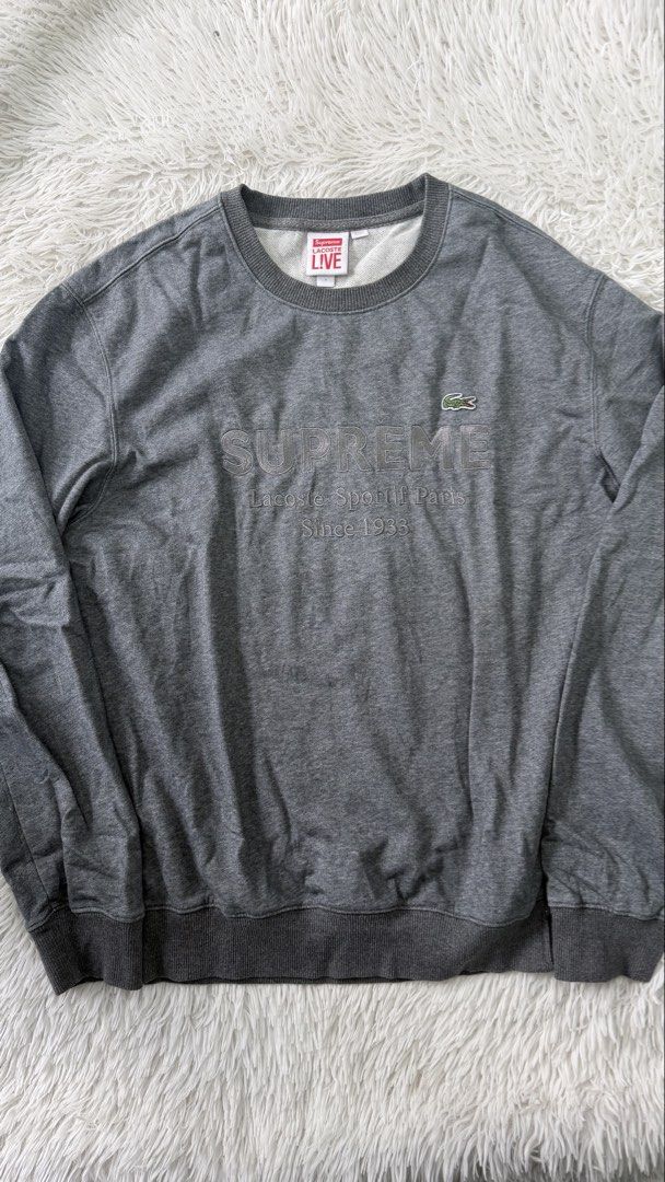 Supreme x Lacoste Crewneck (Category: Hoodies) located in Pasig City. Submitted by dabeee07 (Listing ID 1470600725, Image 1). Description: -Supreme x Lacoste Crewneck -22x26 -like new .
