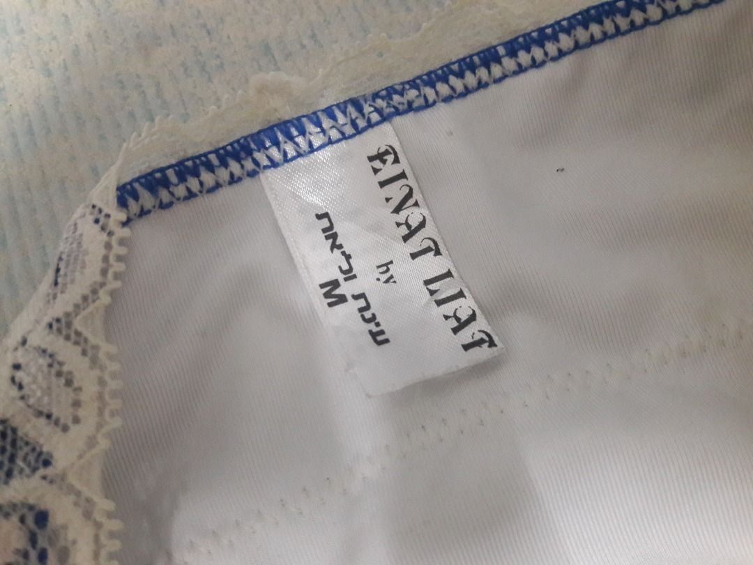 Swim Bikini US BNEWTAG (Category: Bikinis & Swimsuits) located in Los Banos. Submitted by mania-62906 (Listing ID 1470575035, Image 2). Description: BNEWTAG. US Medium blue.