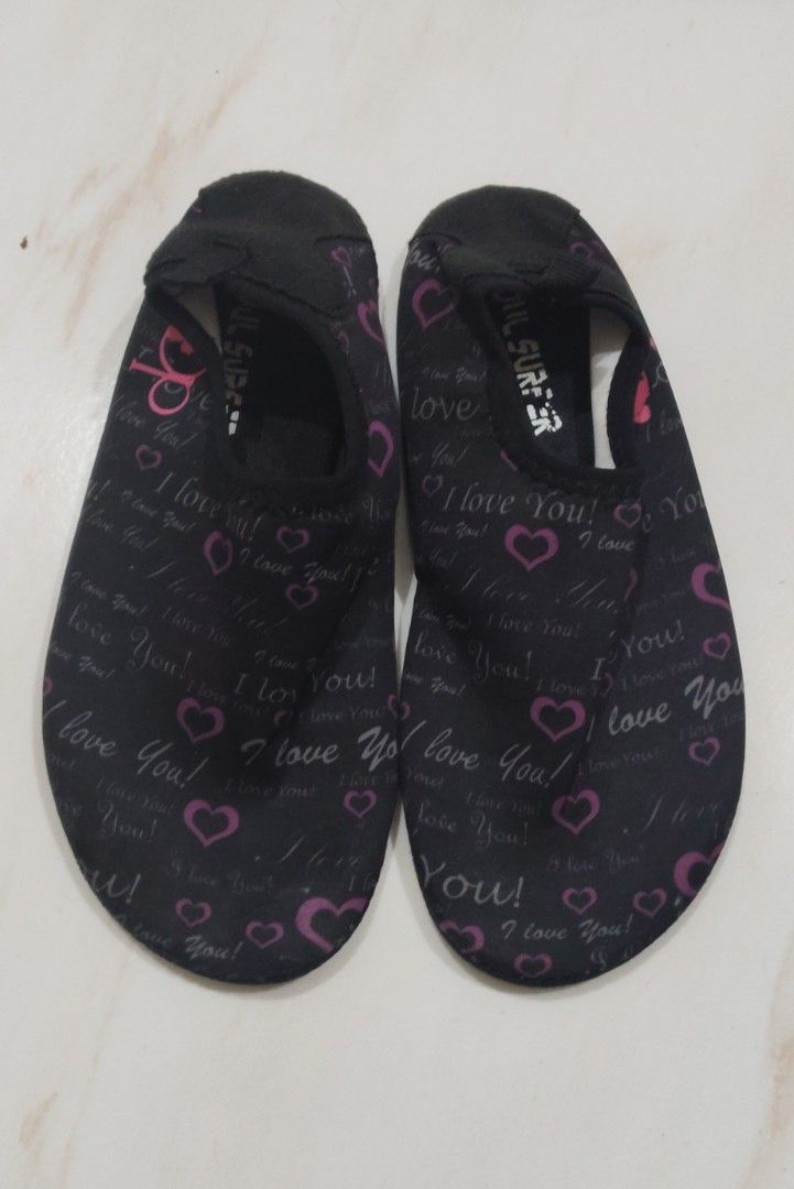 Swimming Aqua Shoes (Category: Slippers and slides) located in Rizal. Submitted by reese511 (Listing ID 1470558775, Image 2). Description: My personal preloved swimming shoes. Size 6 Declutter.