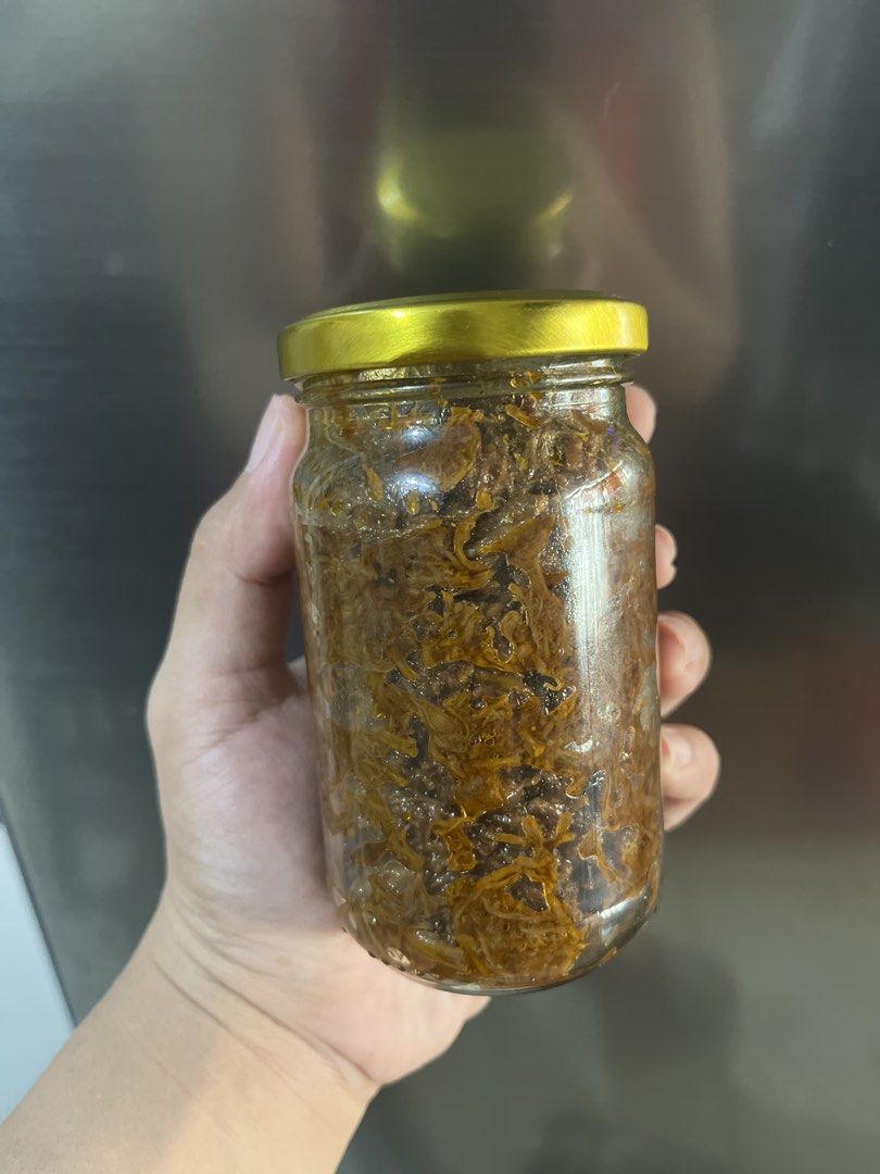 Tapa flakes and Chicken pastil (Category: Packaged & Instant Food) located in Manila. Submitted by prelovedstuffs108 (Listing ID 1470622749, Image 3). Description: 🐓chicken pastil in a jar (250grams) regular- 170 spicy-180 🐷pork tapa flakes in a jar (250grams) regular- 190 spicy- 200 📍San dionisio, Paranaque.