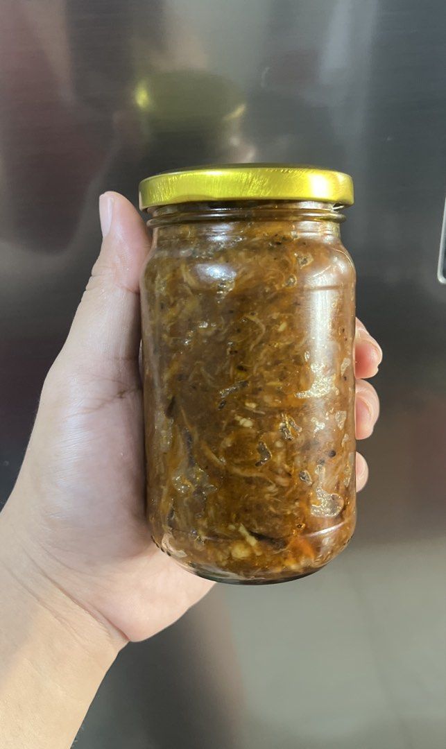 Tapa flakes and Chicken pastil (Category: Packaged & Instant Food) located in Manila. Submitted by prelovedstuffs108 (Listing ID 1470622749, Image 2). Description: 🐓chicken pastil in a jar (250grams) regular- 170 spicy-180 🐷pork tapa flakes in a jar (250grams) regular- 190 spicy- 200 📍San dionisio, Paranaque.