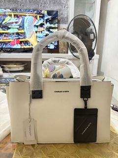 (Kategori: ) berada di . Dikirim oleh miarvshopp (ID iklan 1470648332, Gambar 1). Deskripsi: .
