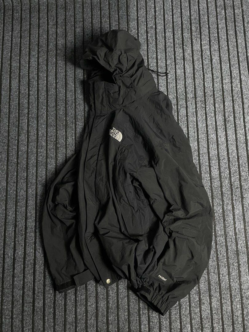 The North Face - Men's Hyvent Jacket (Category: Coats, Jackets and Outerwear) located in Puerto Princesa. Submitted by palawan.swagdealer (Listing ID 1470723303, Image 1). Description: All details are provided Kindly check each photo No major flaws Still in very good condition .