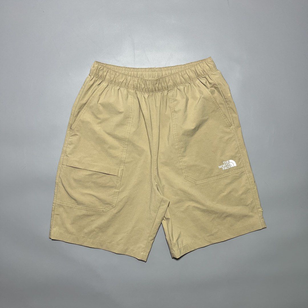The North Face Flash Dry Nylon Mens Short (Category: Activewear) located in Bacolod City. Submitted by marmanj (Listing ID 1470662698, Image 1). Description: ♻️ The North Face Flash Dry Nylon Mens Short •Original - Complete tags •Excellent condition •Size: Small to Medium ( XL youth on tag ) •Waistline: 26-32” •Length: 18.5” •Leg Opening : 10.5” •Color: Khaki •Color rate: 10/10 •3 pockets on front •No cracks on Print •flaws: Small Stain only - Ne
