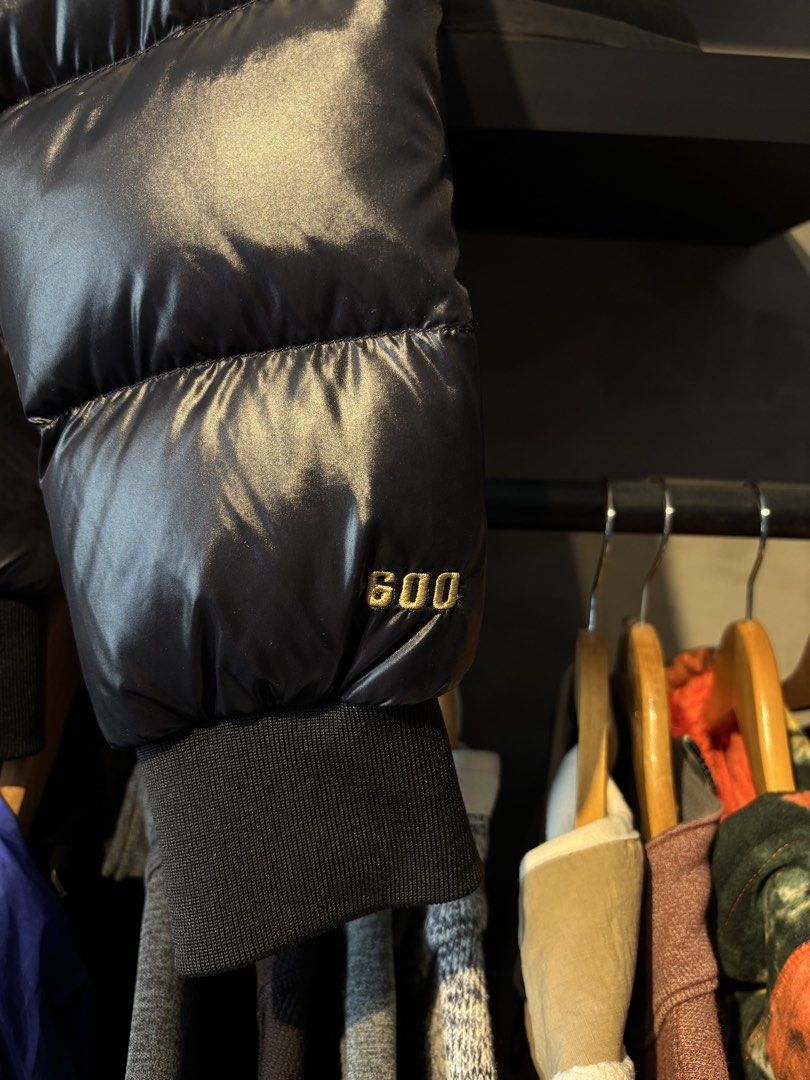 The North Face Women’s Puffer Jacket XL (Category: Coats, Jackets and Outerwear) located in San Fernando. Submitted by kayemanalac_05 (Listing ID 1470722980, Image 3). Description: 27.5x24.