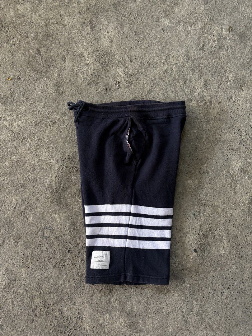Thom Browne Classic 4 Bar Sweatshorts (Category: Luxury Apparel) located in Cabiao. Submitted by thelifeofgelo (Listing ID 1470583652, Image 1). Description: Thom Browne Classic 4 Bar Sweatshorts Size: 0 (fits Small) Waist: 26-30 Length: 22 Leg opening: 9 Good condition Price: 450 + shipping fee.