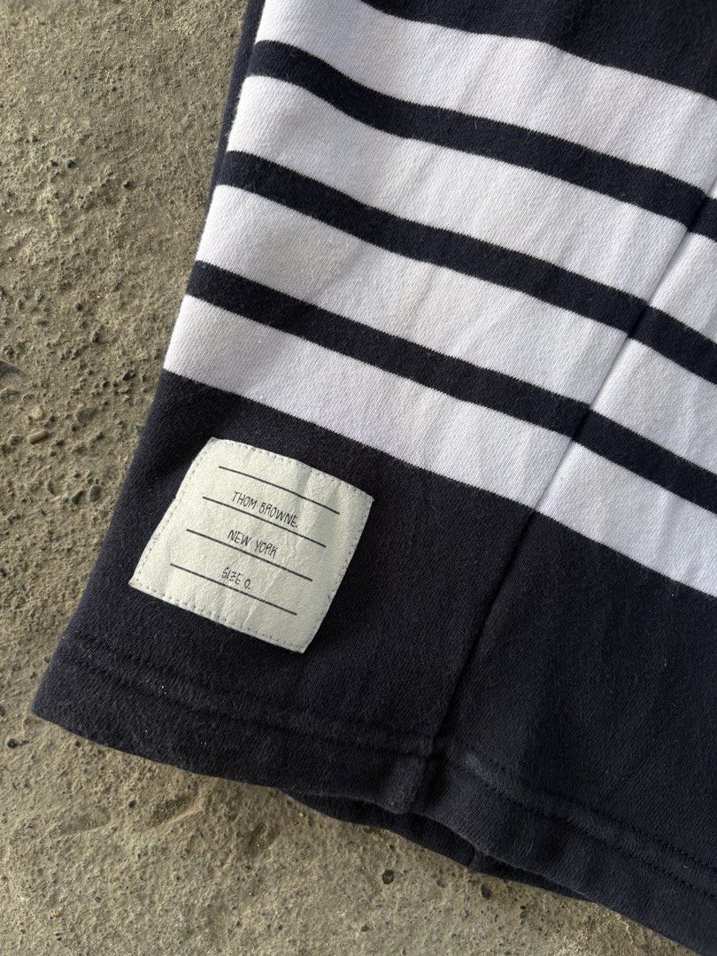 Thom Browne Classic 4 Bar Sweatshorts (Category: Luxury Apparel) located in Cabiao. Submitted by thelifeofgelo (Listing ID 1470583652, Image 2). Description: Thom Browne Classic 4 Bar Sweatshorts Size: 0 (fits Small) Waist: 26-30 Length: 22 Leg opening: 9 Good condition Price: 450 + shipping fee.