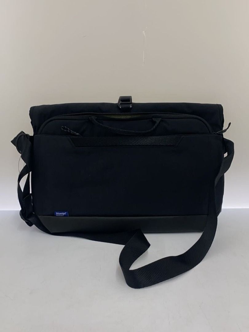 THULE◆Shoulder bag/Nylon/Black (Category: Backpacks) located in Caloocan City. Submitted by letao_shopping_ph (Listing ID 1470657912, Image 2). Description: THULE – Shoulder Bag / Nylon / Black Brand THULE Model Number Color Black Pattern Material/Fabric Nylon Listed Size Actual Measurements [Bag] Depth: – / Height: 26 / Width: 34 / Handle: – [Other] Other dimensions: – Comments from the store There are some signs of general use, but the item rem