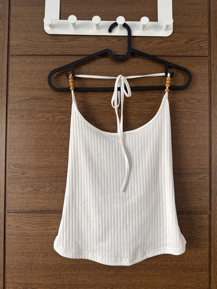 Tiktok shop beach top (Category: Others Tops) located in Manila. Submitted by namiskyumi (Listing ID 1470625191, Image 1). Description: .