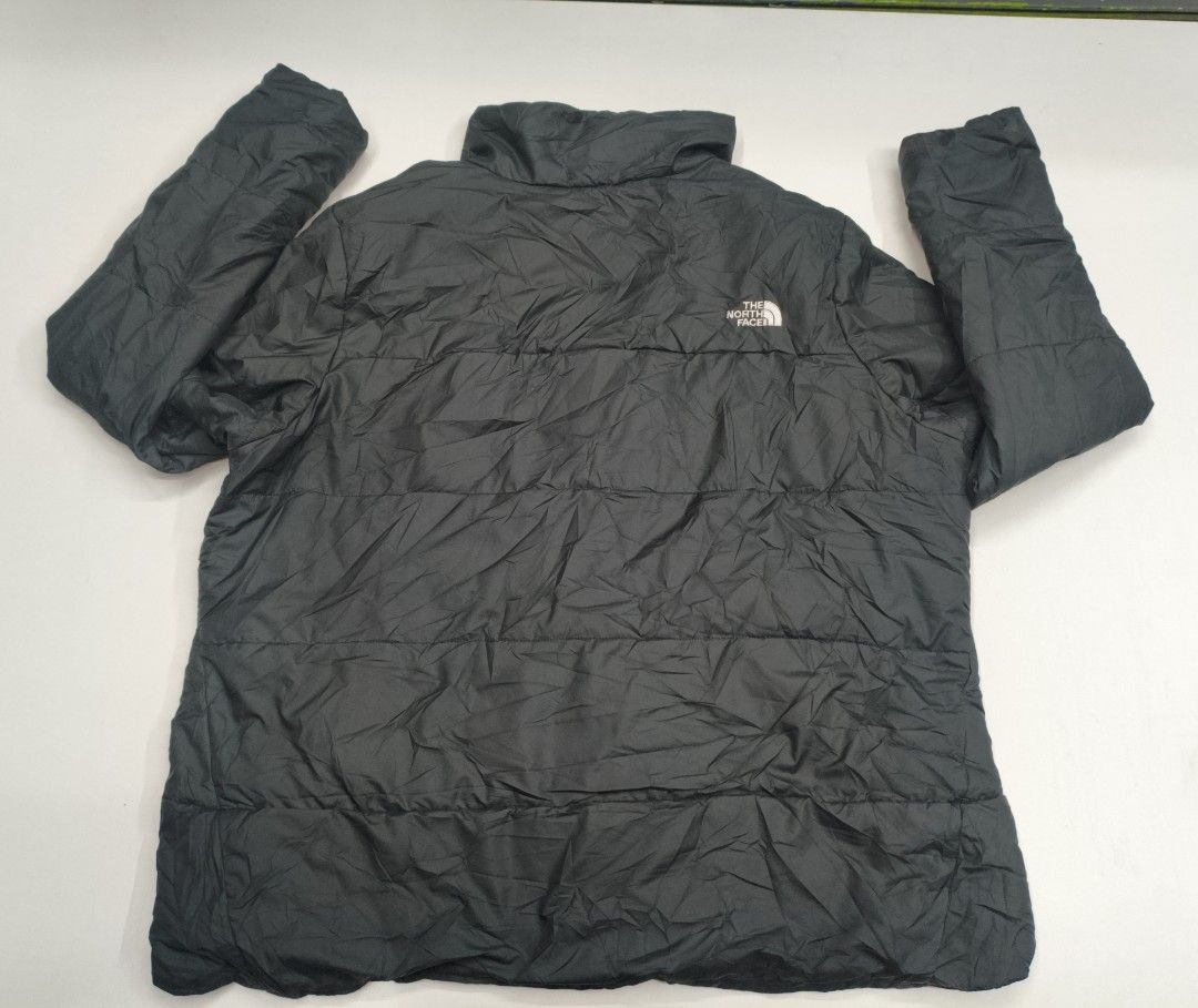TNF (Category: Coats, Jackets and Outerwear) located in Bulacan. Submitted by reyesjrern52549 (Listing ID 1470639133, Image 3). Description: size 2xl women TNF x coca cola w24 L 25.5 xcelent condition.