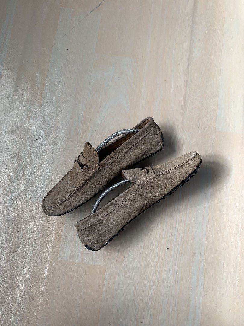 Tod's loafers Suede (Category: Dress Shoes) located in Cebu City. Submitted by helufattyyy (Listing ID 1470615075, Image 3). Description: Tod's moccasin Loafers Suede Preloved With Out Box Uk 9 Us 10 Tapemeasure cm 29.5 Euro 43 Excellent 2200+ Shippingfee Location Cebu City No Cop/Cod Pm.