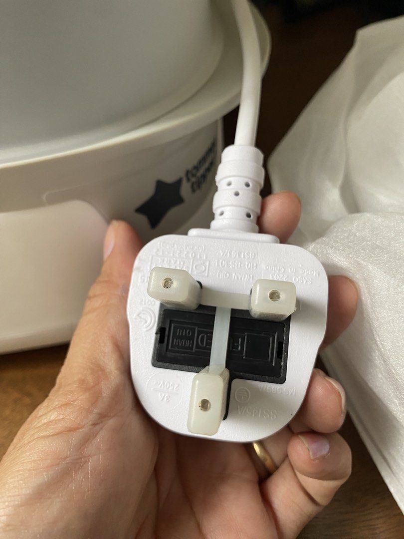 Tommee Tippee Super-Steam Advanced Electric Steriliser (Category: Breastfeeding & Bottle Feeding) located in Santa Rosa. Submitted by hoardqueensdeclutter (Listing ID 1470677619, Image 3). Description: New never used because i have an existing sterilizer.