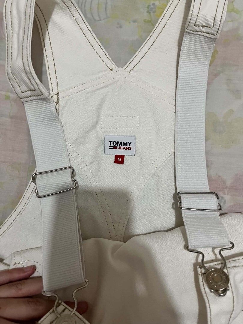 Tommy hilfiger romper overall white medium (Category: Rompers) located in Bulacan. Submitted by chi.cheezi.choko (Listing ID 1470576851, Image 2). Description: has detergent stains that can be removed.