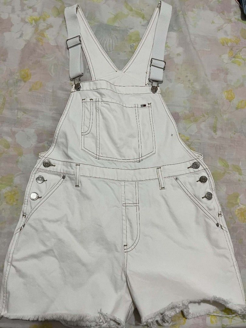 Tommy hilfiger romper overall white medium (Category: Rompers) located in Bulacan. Submitted by chi.cheezi.choko (Listing ID 1470576851, Image 1). Description: has detergent stains that can be removed.