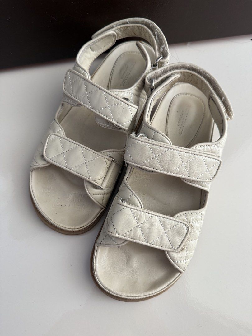 Tony Bianco Hiranni Sandals (Category: Sandals) located in Legazpi City. Submitted by antonette.bg (Listing ID 1470628594, Image 1). Description: Size 38 Leather lining and upper.