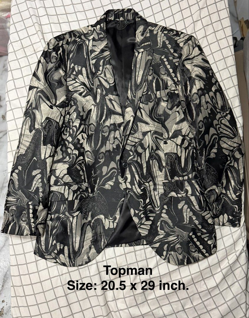 Topman abstract tuxedo blazer and pants (Category: Sets & Coordinates) located in Quezon City. Submitted by pinkystrends.co (Listing ID 1470618578, Image 2). Description: .
