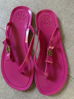 (Category: ) located in . Submitted by wear.next (Listing ID 1470675370, Image 1). Description: .
