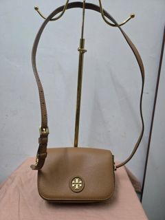 （分類：）位於 。 由 keish1802 提交（商品編號 1470610885，圖片 1）。簡介： 。