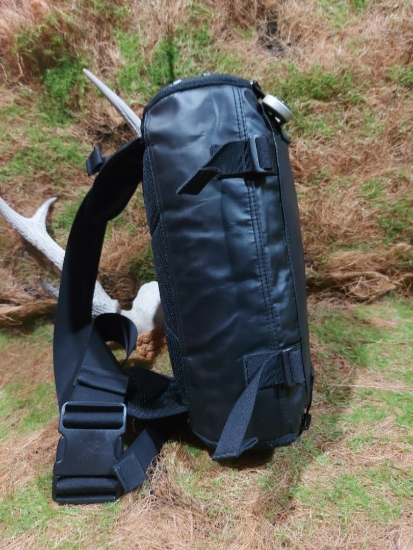 tough (Category: Belt bags, Clutches and Pouches) located in Baguio. Submitted by swiftdragon.1466ef (Listing ID 1470615349, Image 3). Description: .thrifted bag. tough jeansmith beltbag/chestbag nylon/leather material large size excellent condition.. L-12.5", H-6.5", W-4"... J&t courier payment first plus sf baguio city location....