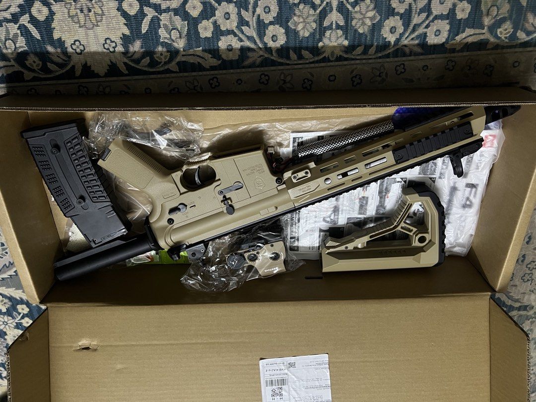 Toy Rifle with Red Dot Sight and Magazine, Toys & Collectibles, Toys ...