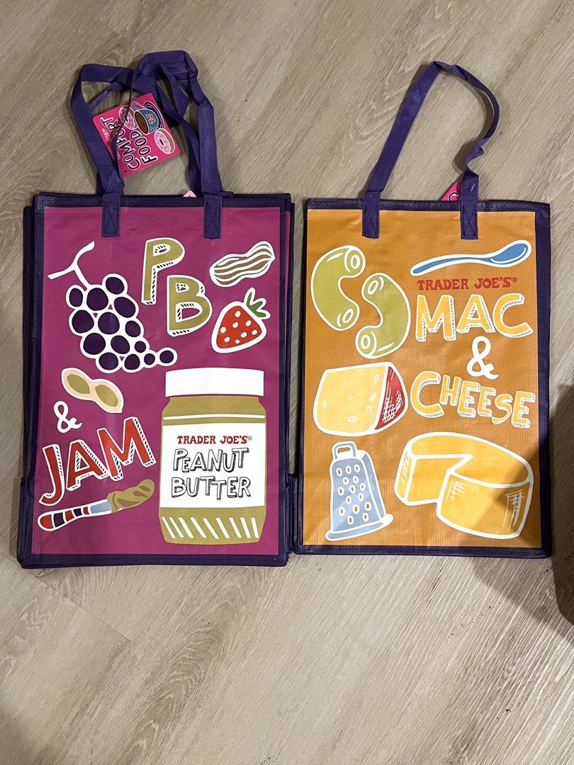 Trader Joe’s Grocery bag (Category: Food Organization & Storage) located in Paranaque City. Submitted by xysabelle (Listing ID 1470732031, Image 2). Description: From US to PH 🇵🇭🇺🇸 Grocery bags Will ship first week of November ETA 1-2 months Limited stocks available! Send PM for orders 🤍 📍BF Homes, Parañaque.