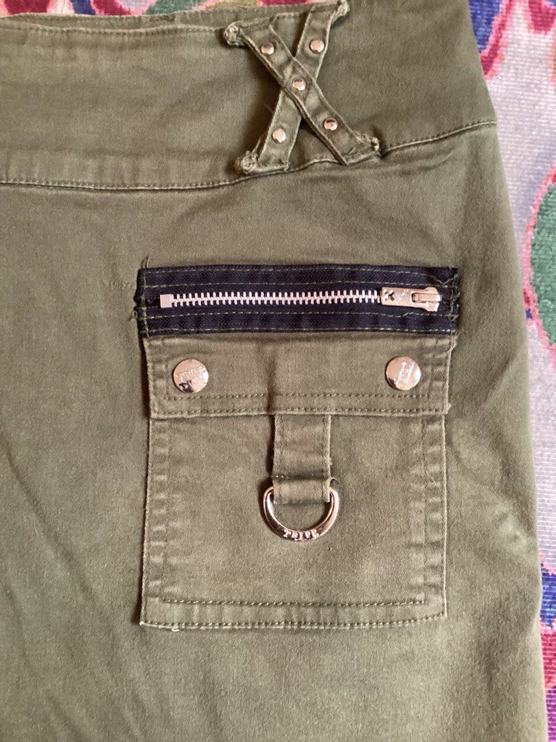Tripp NYC skirt (Category: Skirts) located in Balanga. Submitted by archivefine_ds (Listing ID 1470664794, Image 3). Description: Tripp NYC skirt 10/10 good condi w 36 L 17 1000 or best offer.
