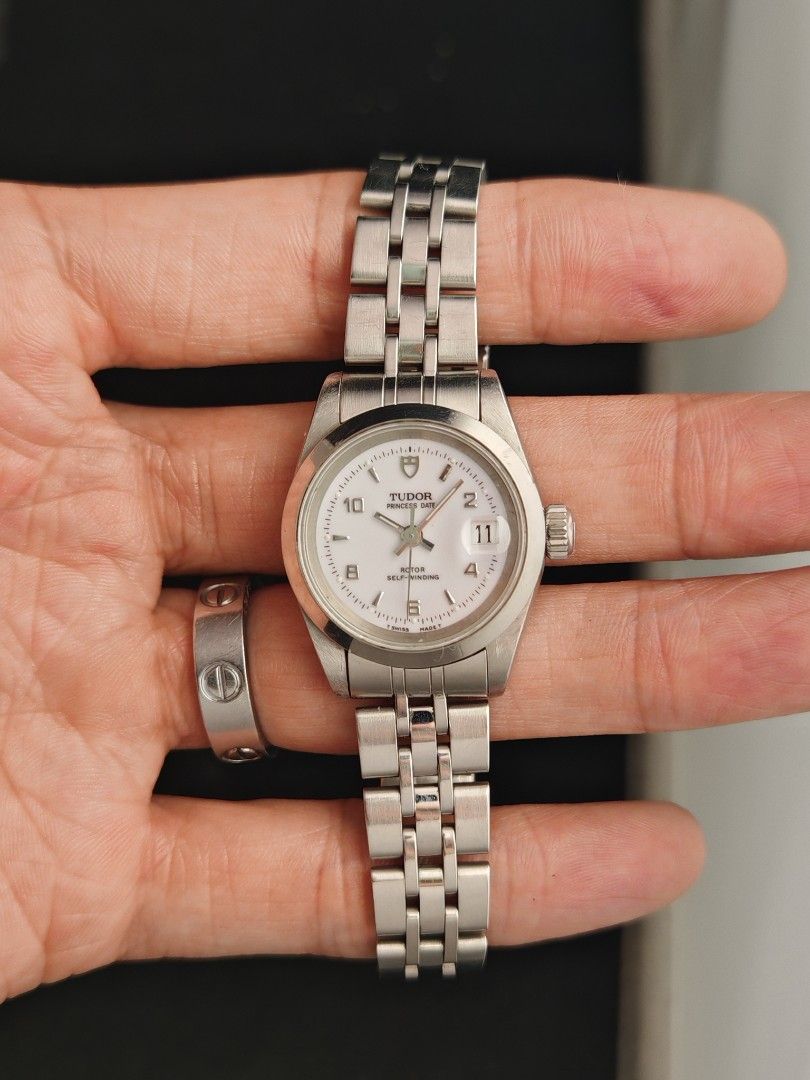 Tudor Princess Date 25mm (Category: Women's Watches) located in San Juan City. Submitted by MW_888 (Listing ID 1470705363, Image 2). Description: Tudor Princess Date 25mm Ref 92400n H serial, 2000 Inclusions: watch, original Tudor bracelet fit to approx 7" wrist and watch case *photo reference on 6.5" wrist 85k.