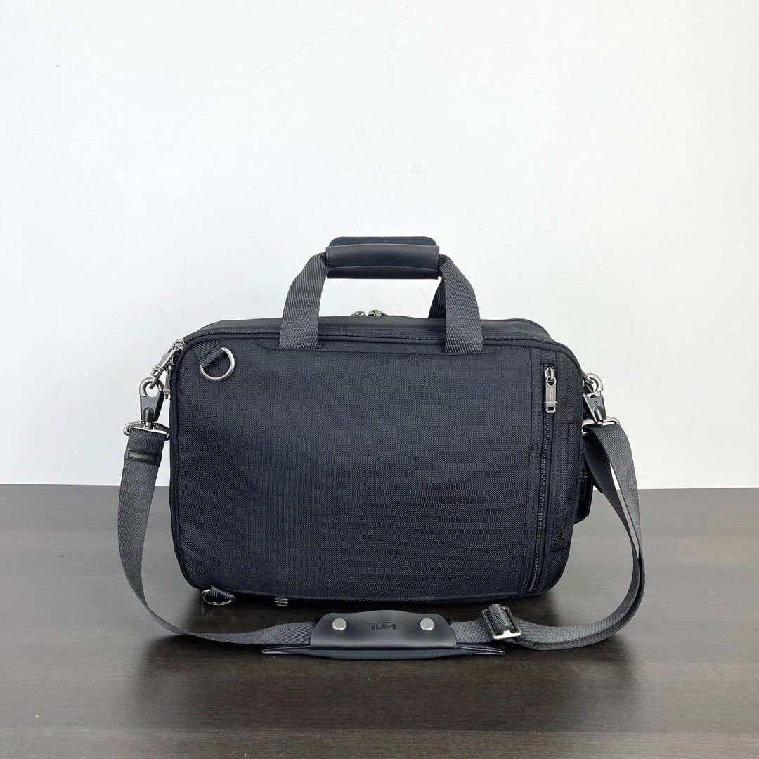 TUMI Voyageur Halsey Backpack Black, Men's Fashion, Bags, Briefcases on ...