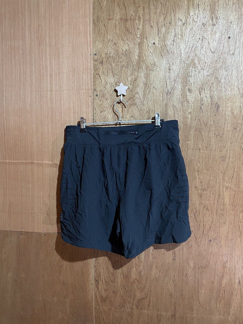 UA UNDER ARMOUR RUNNING SHORTS (Category: Shorts) located in Cagayan de Oro. Submitted by jhonny_kevz930 (Listing ID 1470692610, Image 2). Description: .