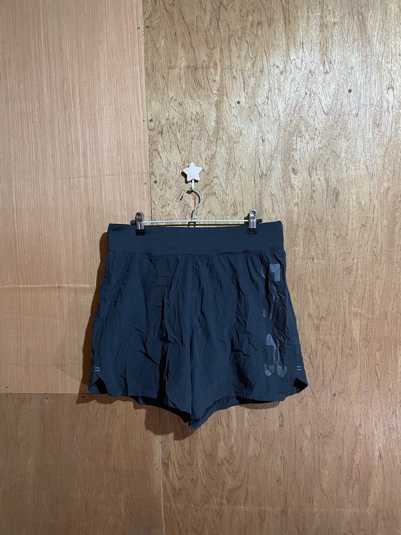 UA UNDER ARMOUR RUNNING SHORTS (Category: Shorts) located in Cagayan de Oro. Submitted by jhonny_kevz930 (Listing ID 1470692610, Image 1). Description: .