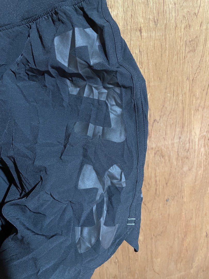 UA UNDER ARMOUR RUNNING SHORTS (Category: Shorts) located in Cagayan de Oro. Submitted by jhonny_kevz930 (Listing ID 1470692610, Image 3). Description: .