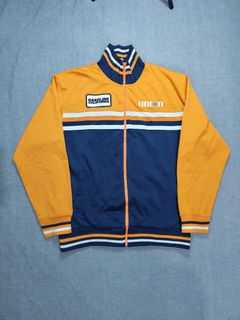(Category: ) located in . Submitted by used_clothing2600 (Listing ID 1470575022, Image 1). Description: .
