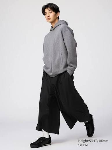 Uniqlo C Culottes (Category: Other Bottoms) located in Mexico. Submitted by addyshane78413 (Listing ID 1470668958, Image 1). Description: Uniqlo C Culottes Color:black XL on tag W:30-34 L: 33.5 MOP: Gcash ✅ Mine Now, Pay Now ✅ First to Pay, Gets the Item ❌No rush shipping 📍 PAMPANGA Courier: JnT 🚚🚚 PM 💌💌 .