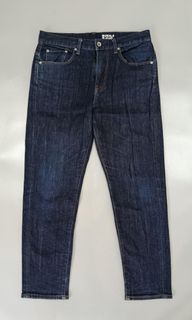(Category: ) located in . Submitted by aydenthriftwear (Listing ID 1470574721, Image 1). Description: .